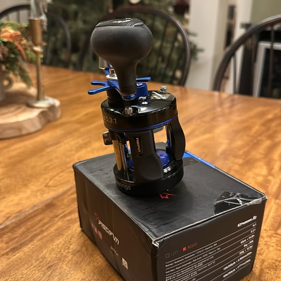 PISCIFUN® CHAOS XS ROUND REEL 50R - Picture 10 of 17